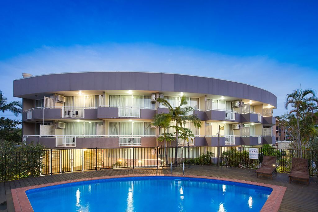 surfers paradise accommodation on the beach resort