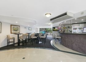 Bar & Lobby area - The Wellington Apartments Hotel Brisbane