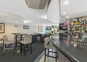 Bar & Lobby area - The Wellington Apartments Hotel Brisbane