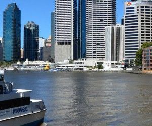 Accommodation near the Brisbane River